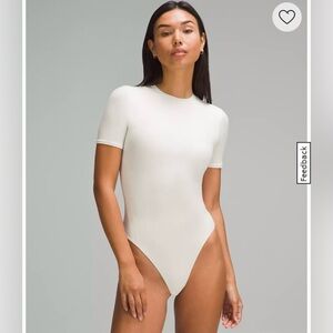 Wundermost Ultra-Soft Nulu Short-Sleeve Crew Thong Bodysuit in Colour Bone